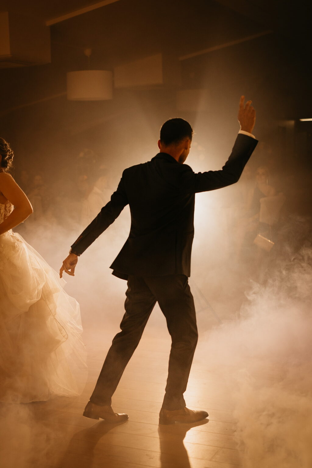 Marié qui danse