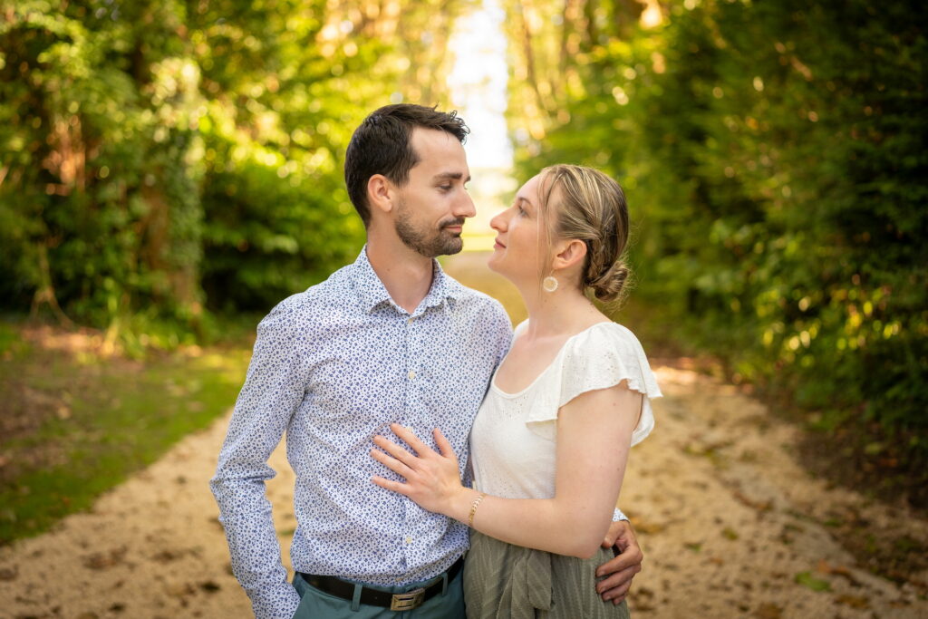 Séance photo engagement naturelle